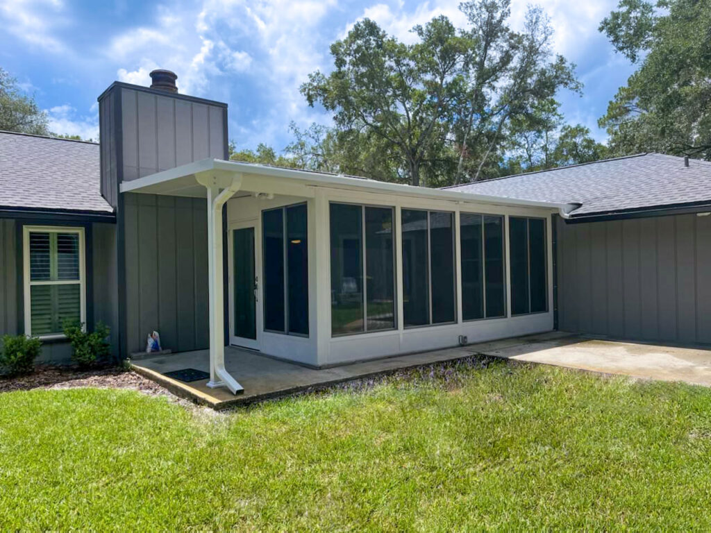 Why Screened Porches Are Ideal for Bug-Free Outdoor Living